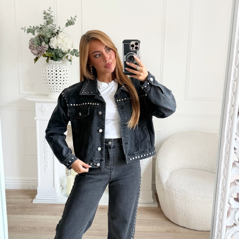 VESTE EN JEAN CLOUTÉ