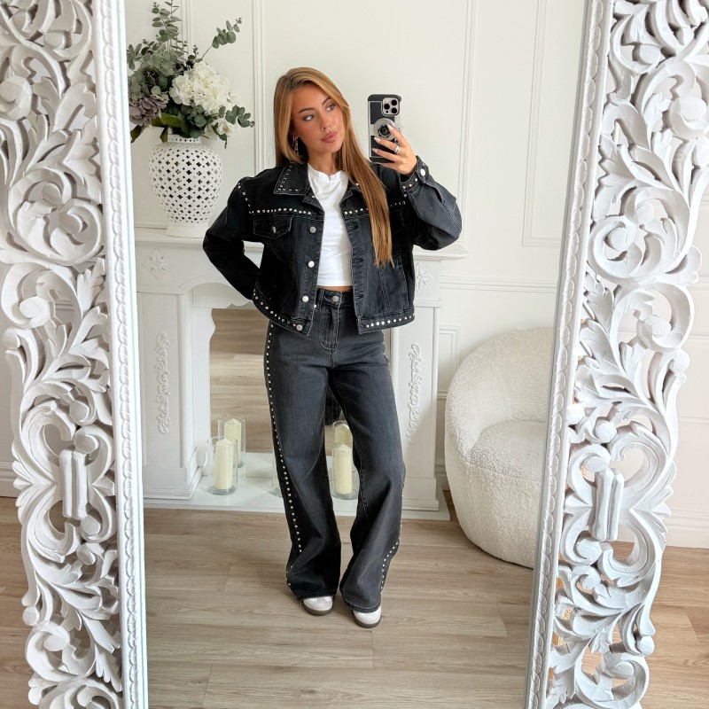 VESTE EN JEAN CLOUTÉ