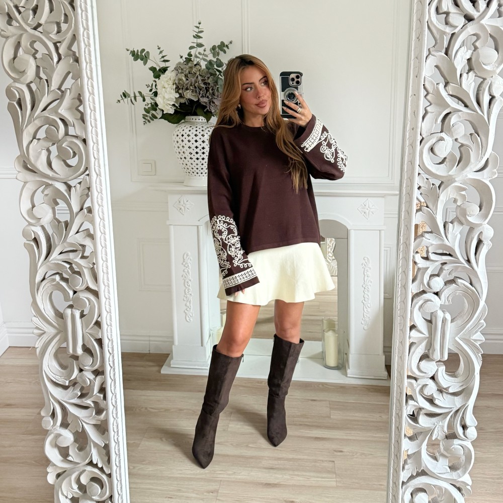 PULL MANCHES BRODÉES