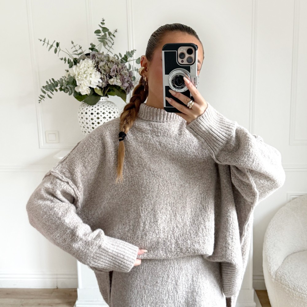ENSEMBLE EN MAILLE  JUPE ET PULL CAMILLE